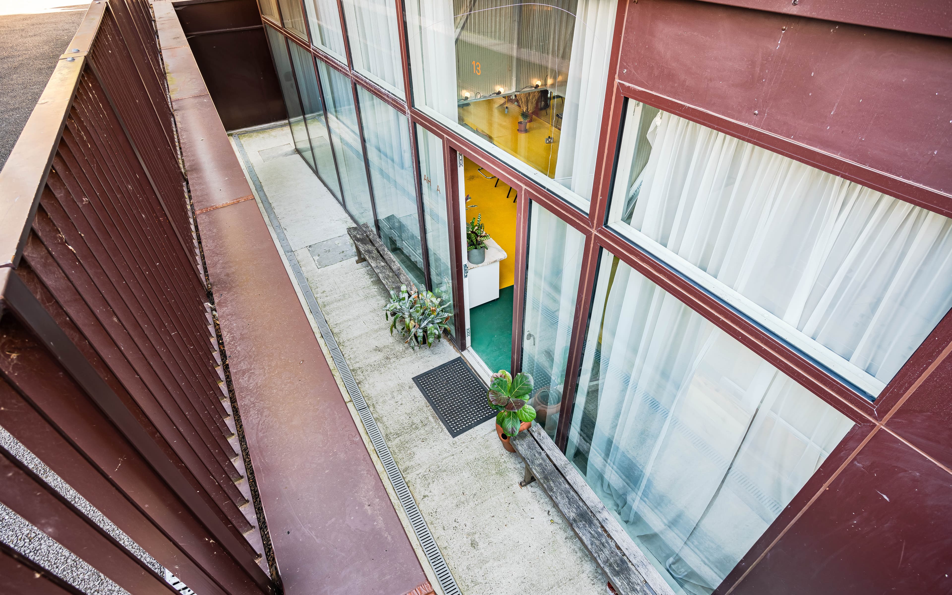 Unit 13 photo 11